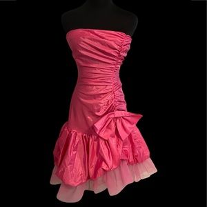 Vintage 90’s pink party dress